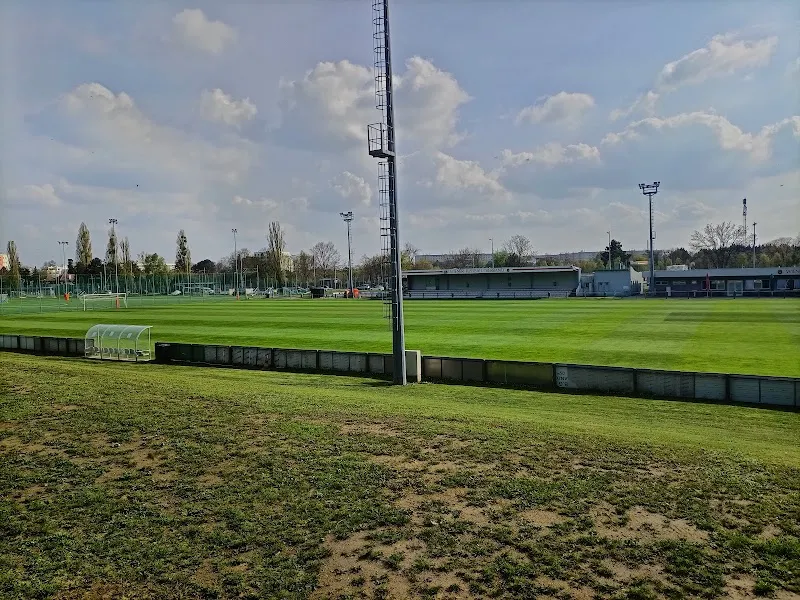 Hirschstetten Recreation Center (Bezirkssportanlage) recreation center in Hirschstetten, VIE