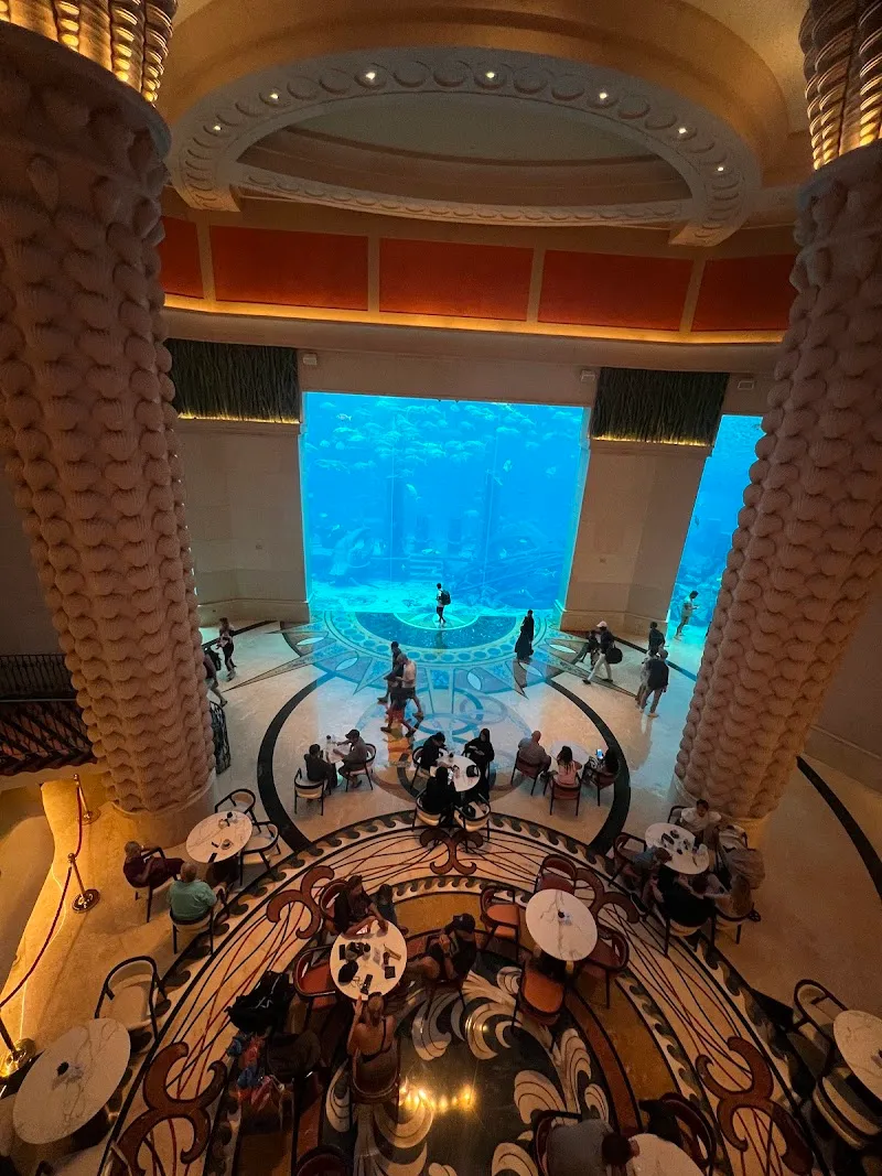 Hotel Aquarium - Atlantis, The Palm aquarium in Palm Jumeirah, Dubai