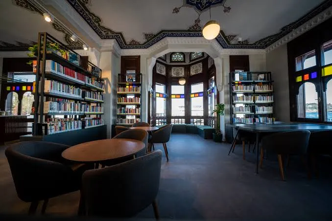 İBB Beşiktaş İskele Kütüphanesi library in Beşiktaş, Istanbul