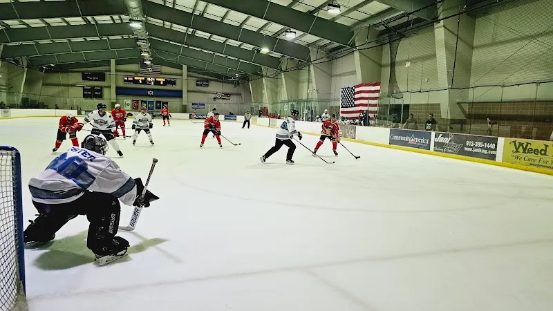 Independence Community Ice ice skating rink in Independence, MO