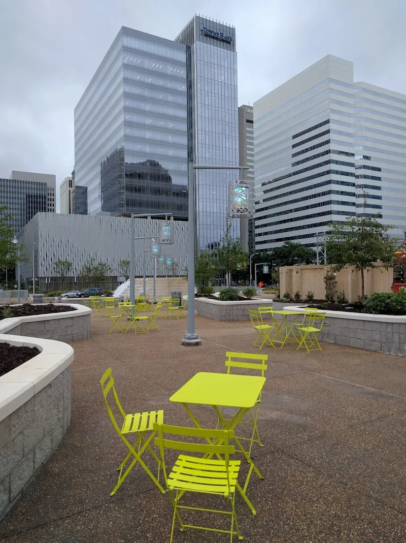 Kanawha Plaza plaza in Richmond, VA