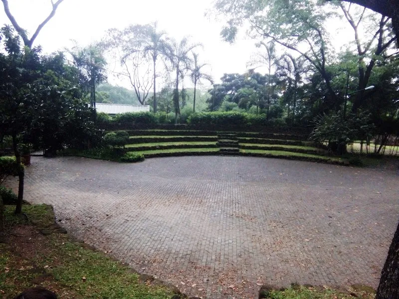 Kasalikasan Garden garden in Taguig, NCR