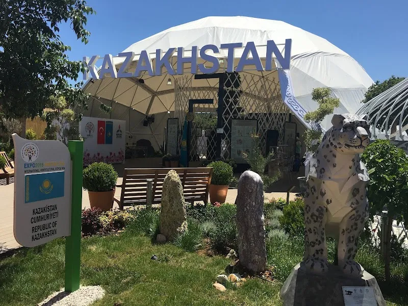 Kazakistan Bahçesi - Kazakhistan garden pavillion / Қазақстан бақ botanical garden in Aksu, Antalya