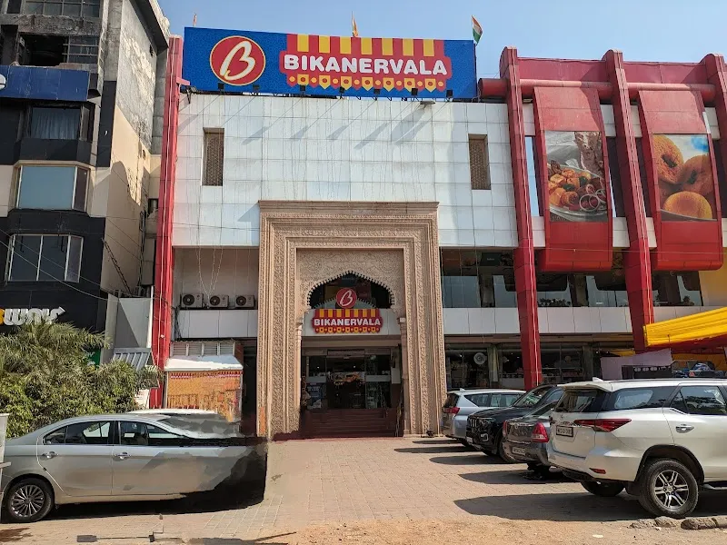 Khan Market Adjacent Park park in Gurugram Sector 29, HR