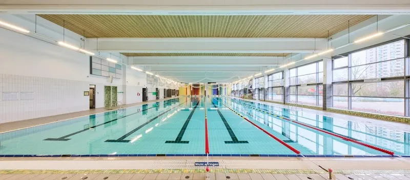 Kombibad Spandau Süd - Halle - Berliner Bäder swimming pool in Spandau, BE
