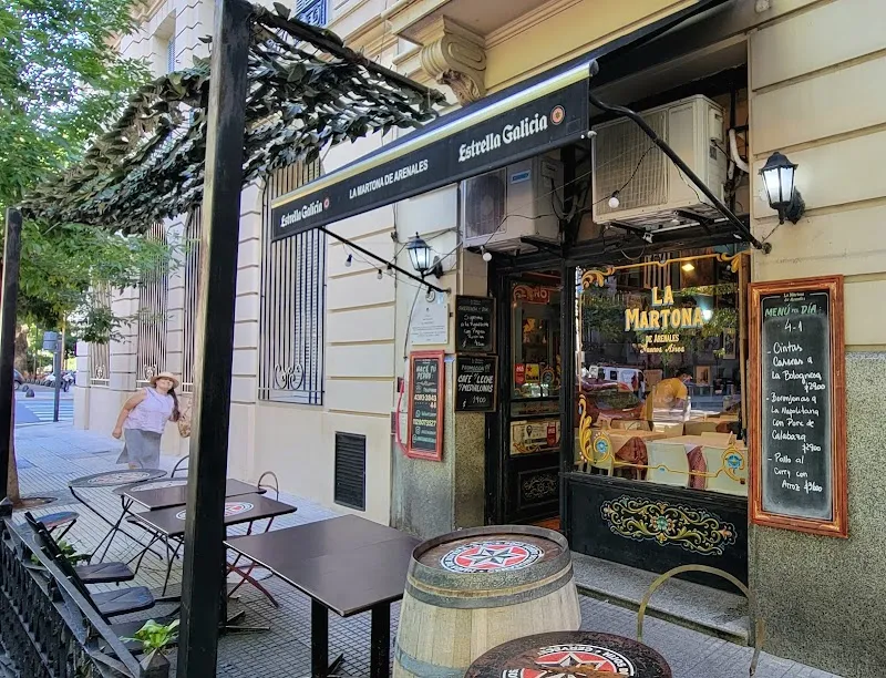 La Martona de Arenales restaurant in San Isidro, BA