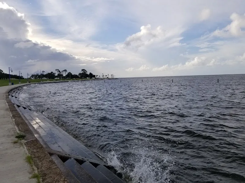 Lakeshore Bike Path outdoor adventure in Lakeshore, LA