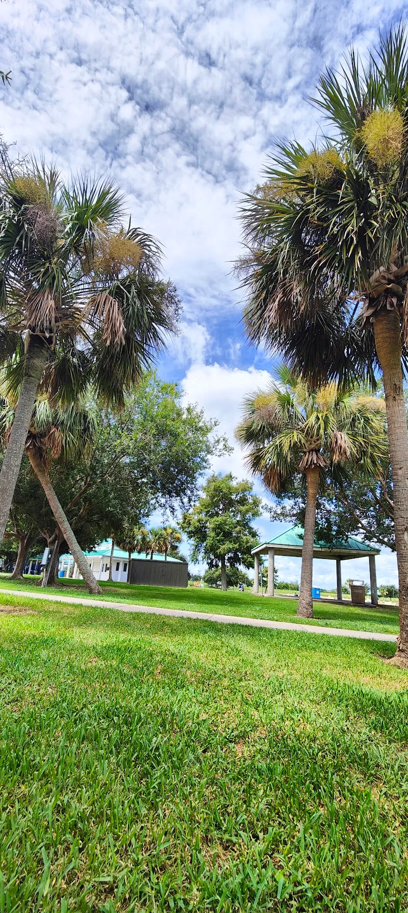Laketown Fishing Pier fishing pier in Kenner, LA