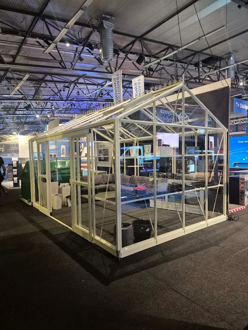 Laugavegur (Lágafell Section) Local Shops cafe in Lágafell, CR