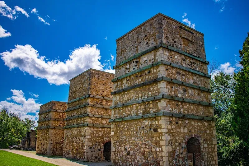 Lime Kiln Park park in Grafton, WI