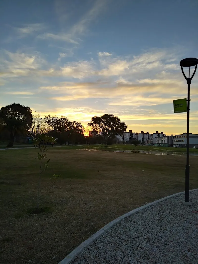 Lineal Don Bosco "Dr. Raúl Alfonsín" Park state park in Ezpeleta, BA