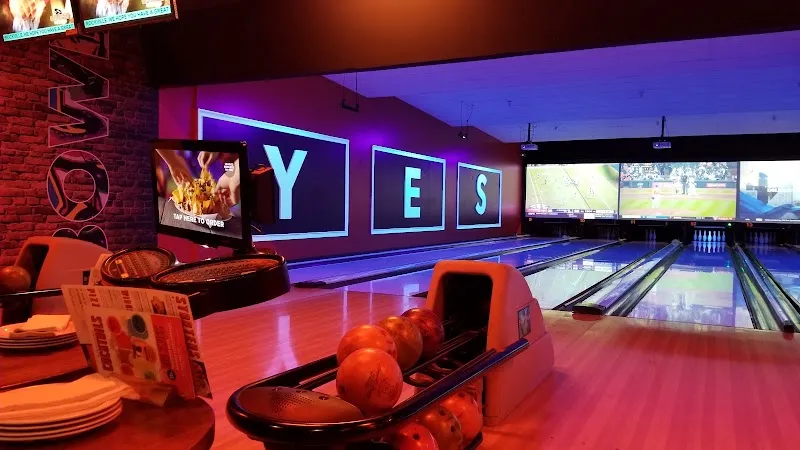 Lucky Strike Rockville bowling alley in Rockville, MD
