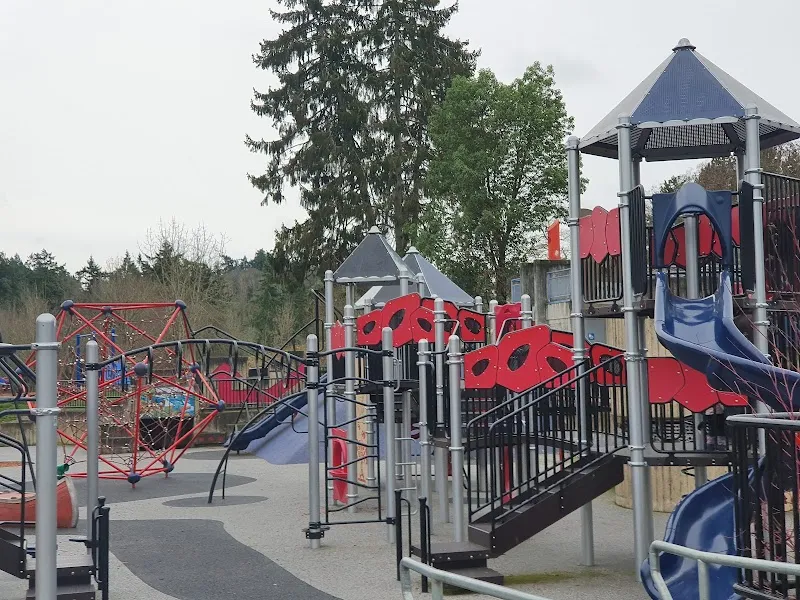 Luther Burbank Park park in Mercer Island, WA