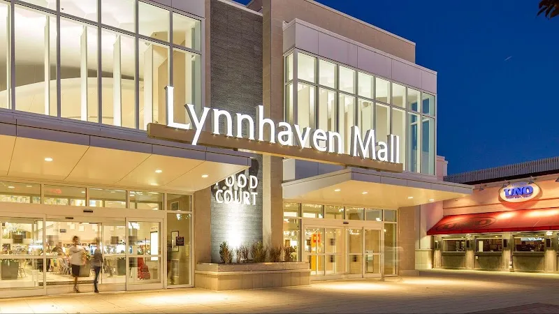 Lynnhaven Mall shopping mall in Lynnhaven, VA