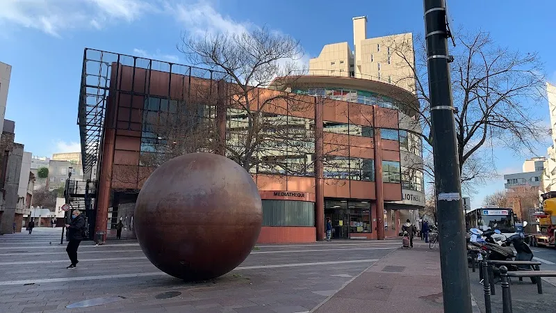 Médiathèque D'ivry-Sur-Seine library in Val-de-Marne (Ivry-sur-Seine area), IDF