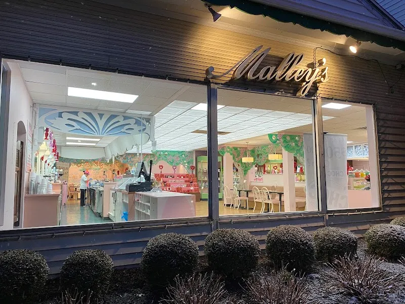 Malley's Chocolates chocolate shop in Lakewood, OH