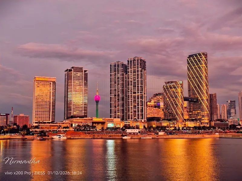 Marina Promenade tourist attraction in Wellawatta, WP