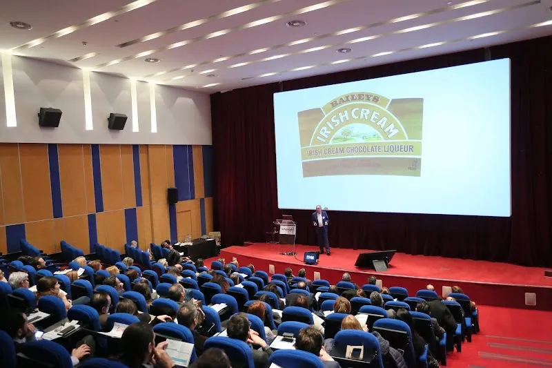 Maroussi Central Park (Kentrikó Pàrko Maroussíou) park in Maroussi, AT