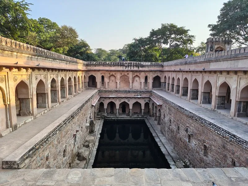 Mehrauli Archaeological Park Tour Guide historical landmark in South Delhi, DL
