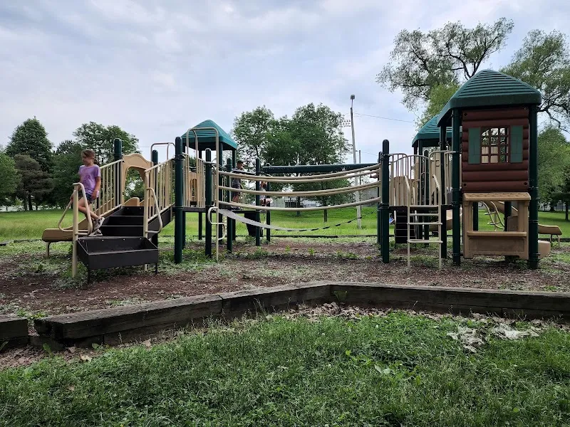 Memorial Park park in Royal Oak, MI