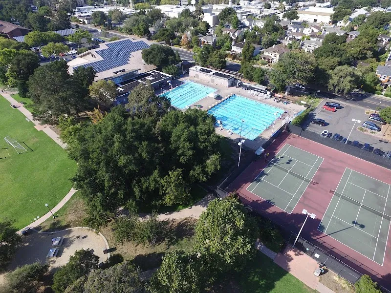 Menlo Swim and Sport swimming pool in Menlo Park, CA