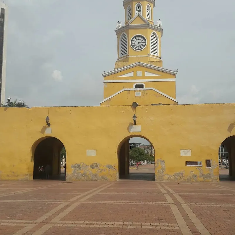 Mercado Local Arroyo Grande attraction in Arroyo Grande, Bolivar