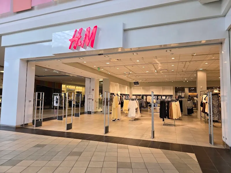 Meridian Mall shopping mall in Okemos, MI