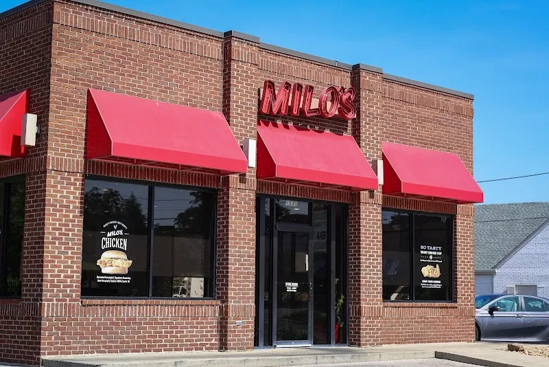 Milo’s Original Burger Bus Food Trucks in Irondale, AL