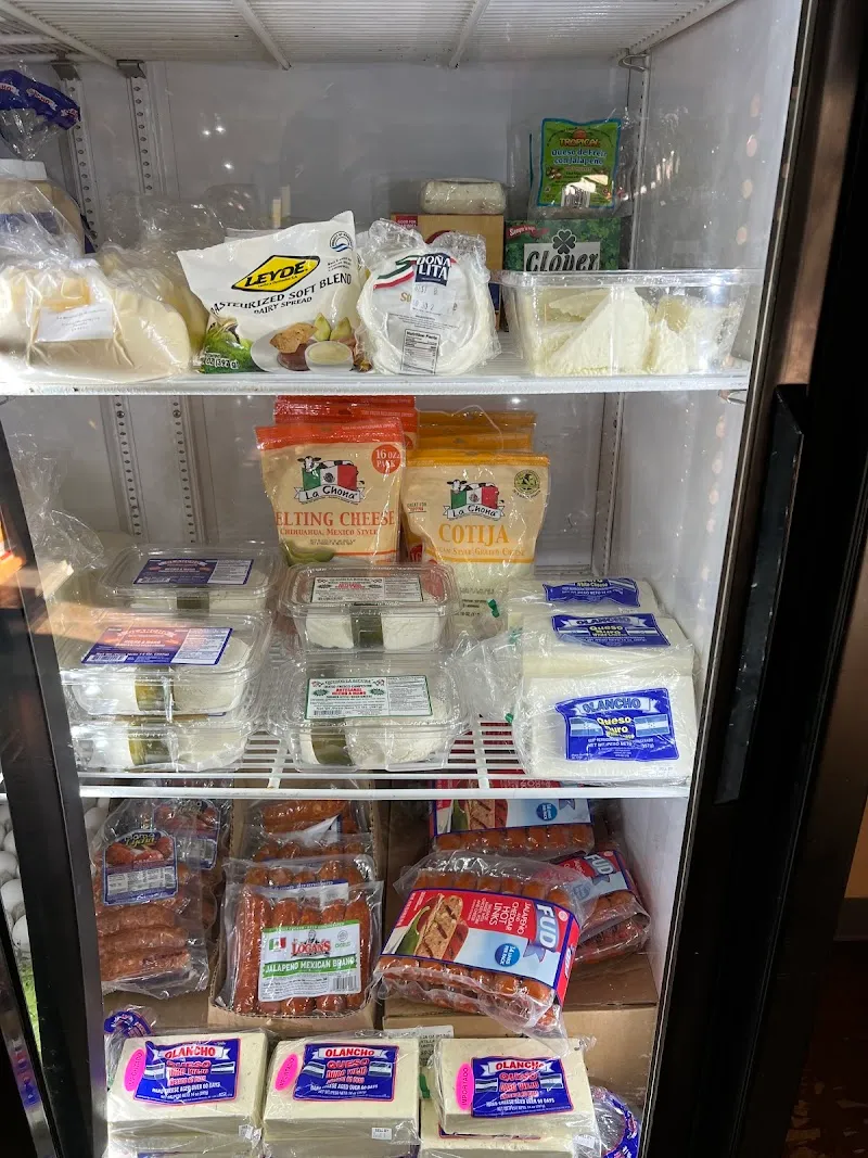 Milton Mini Mart Deli restaurant in Walker, LA