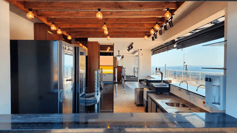 Mirante Itapecerica restaurant in Itapecerica da Serra, SP