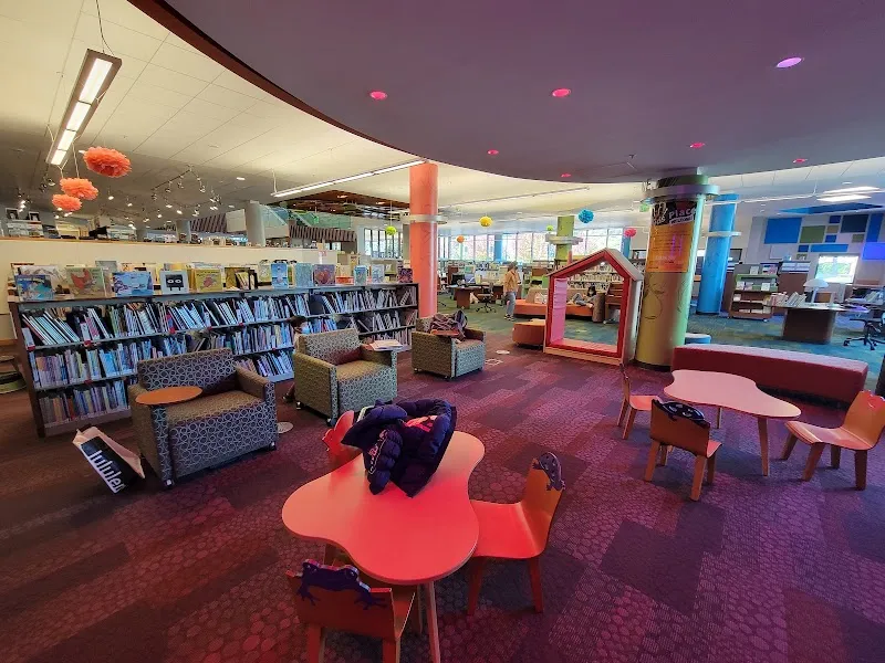 Mitchell Park Library library in Palo Alto, CA