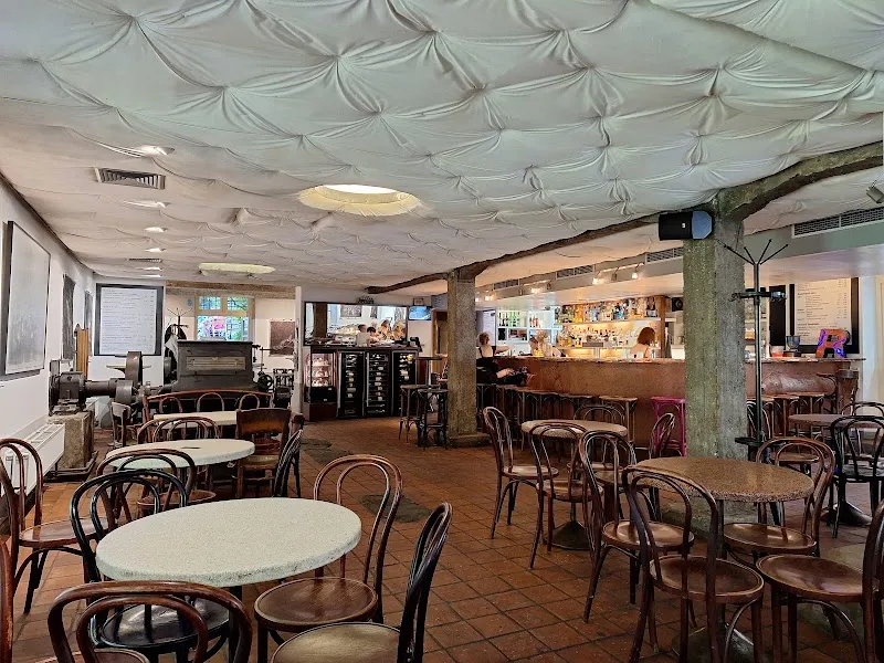 Mlejn Café & Bistro cafe in Žižkov, CZ