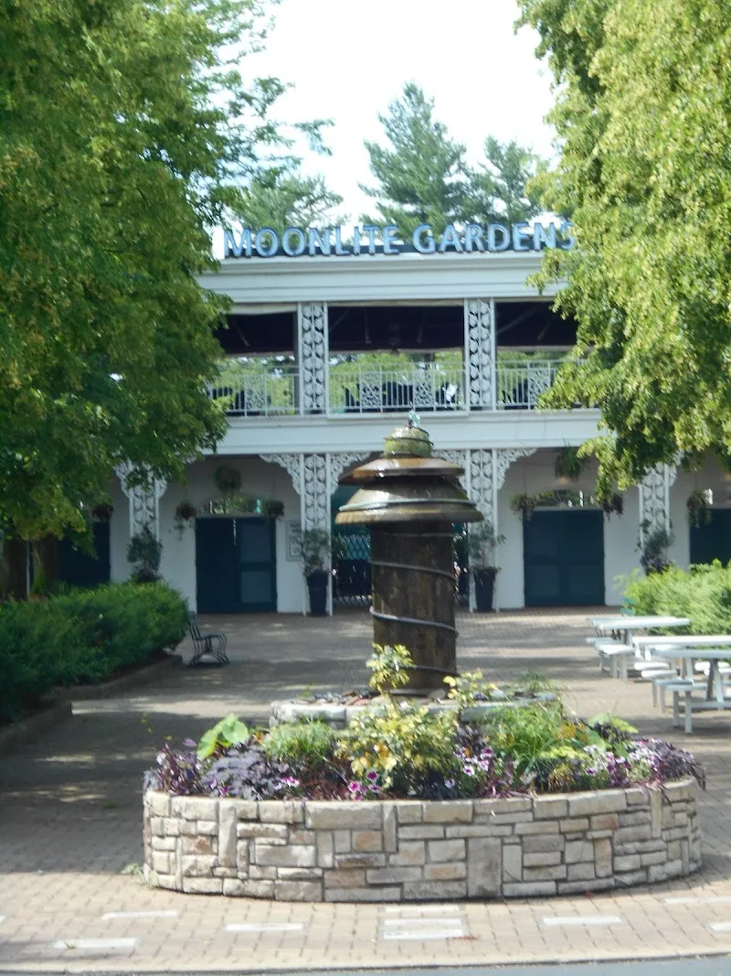 Moonlite Gardens dance hall in Cincinnati, OH