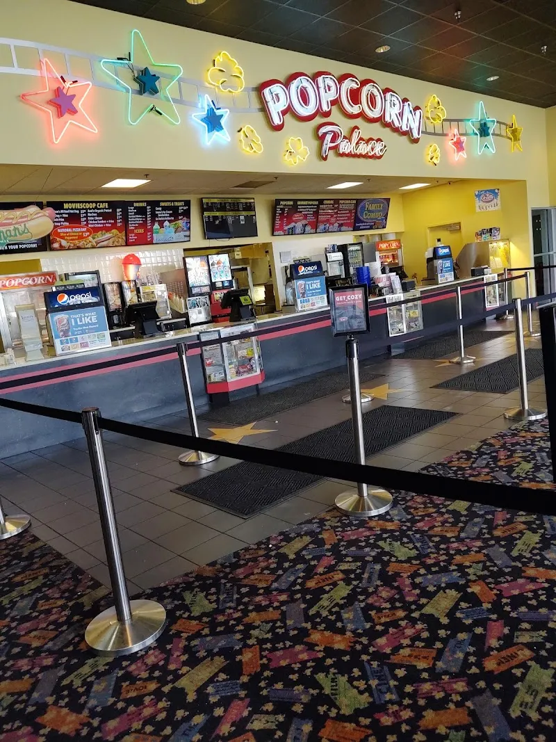 MovieScoop Cranberry Luxury Cinemas movie theater in Cranberry Township, PA