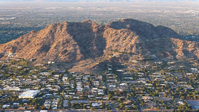 Mummy Mountain mountain peak in Paradise Valley, AZ