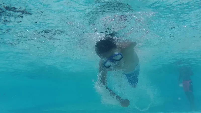 Municipal swimming pool El Juncal swimming pool in Alcalá de Henares, Madrid