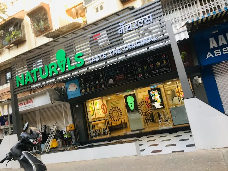 Naturals Ice Cream ice cream in Borivali, MH