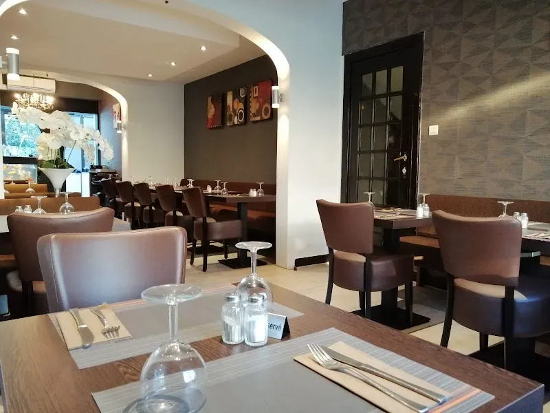 Neighbourhood Restaurant La Ganshoren restaurant in Ganshoren, BRU