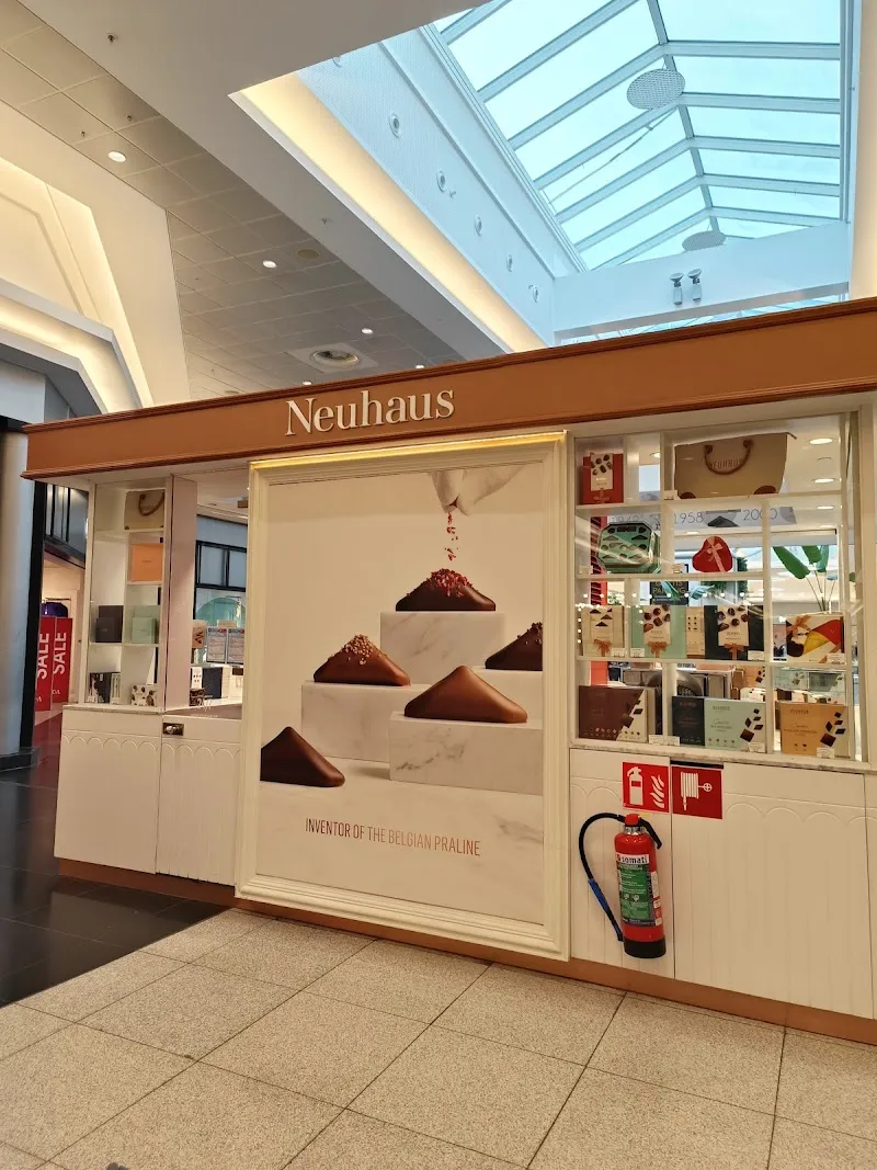 Neuhaus - Salon de chocolat Chocolatiers & Shops in Woluwe-Saint-Lambert, BRU