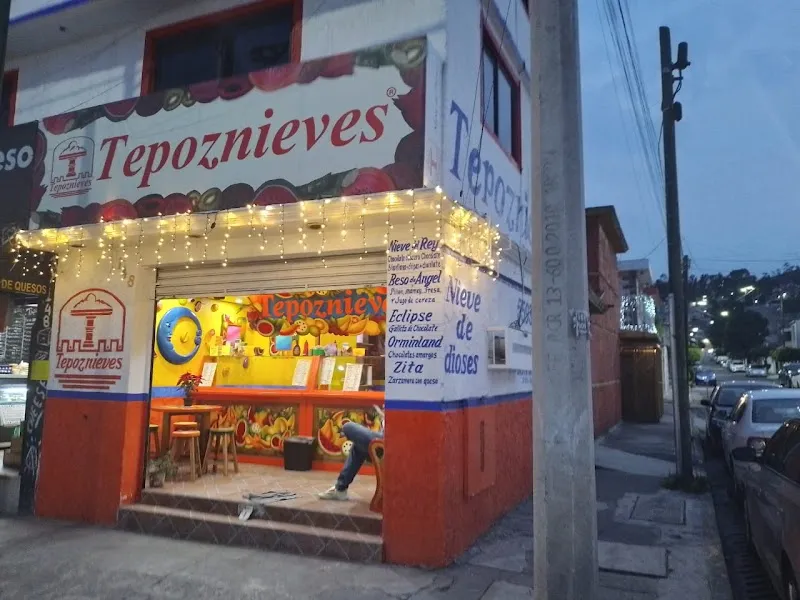 Nevería Tradicional Atizapán ice cream in Atizapán de Zaragoza, Edomex