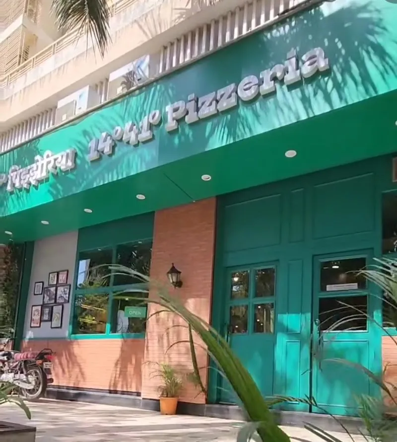 New York Pizza Parlor restaurant in Borivali, MH