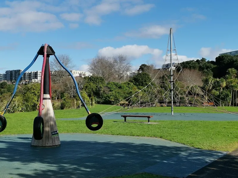 Newmarket Park park in Newmarket, AKL