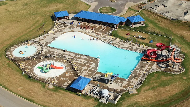 Nienhuis Aquatic Facility swimming pool in Broken Arrow, OK
