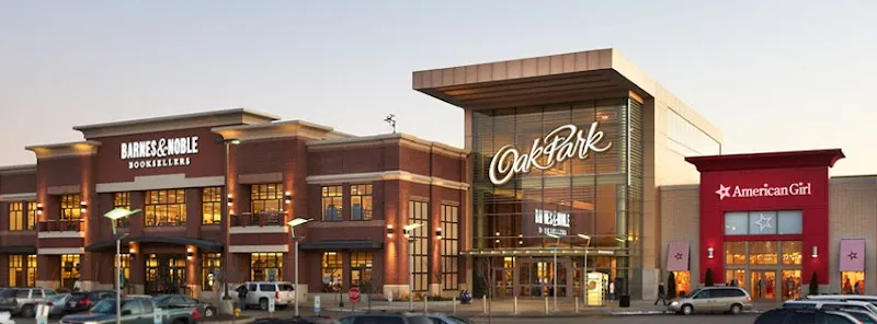 Oak Park Mall shopping mall in Overland Park, KS
