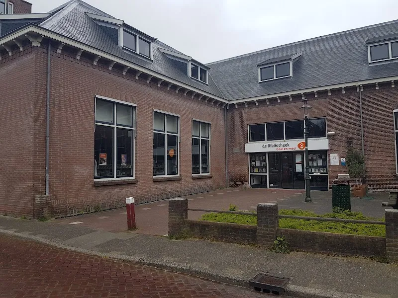 OBA Weesp library in Weesp, NH
