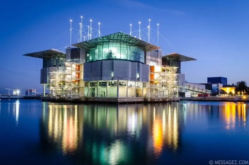 Oceanário de Lisboa aquarium in Lisbon, LSB