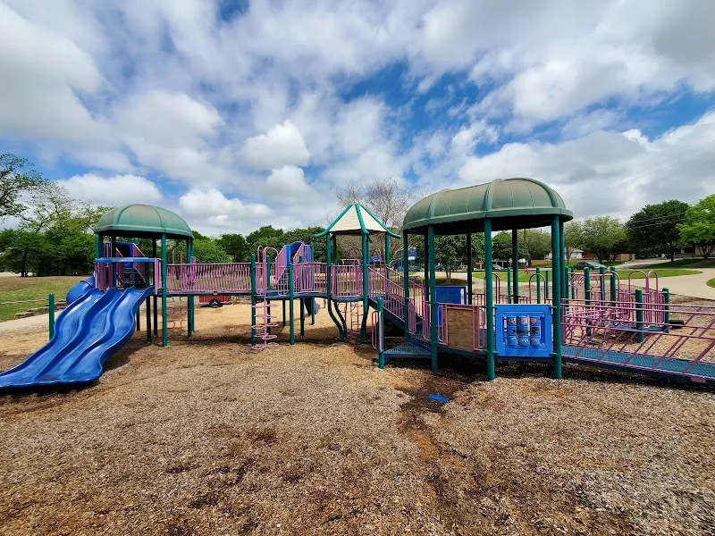 Oran Good Park park in Farmers Branch, TX