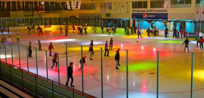 Orlando Ice Den ice skating rink in Maitland, FL