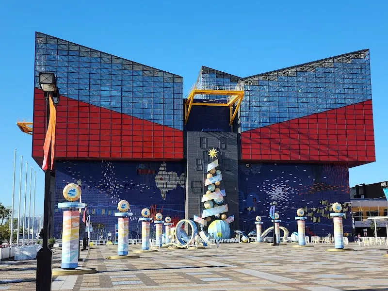 Osaka Aquarium Kaiyukan aquarium in Osaka, OS