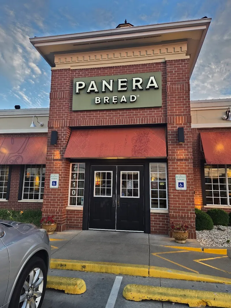 Panera Bread Sandwiches in Woodland Hills Mall Area, OK
